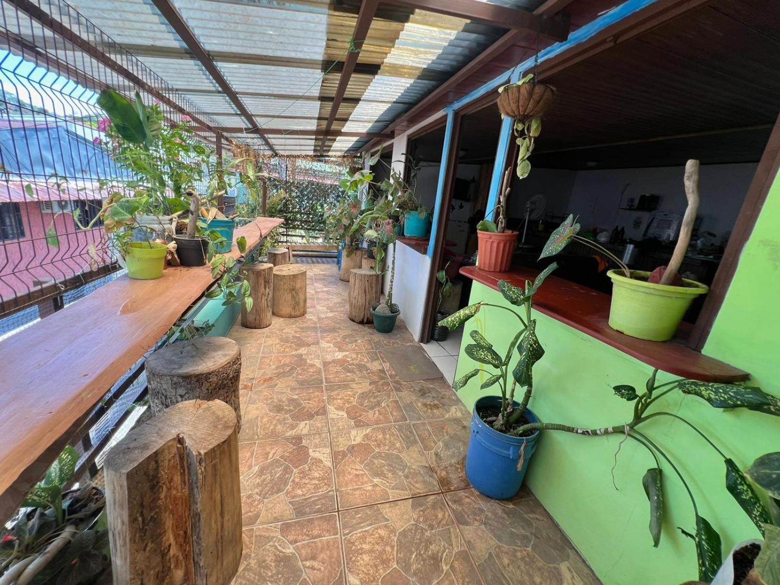 Cheap Hostel Quepos Exterior foto